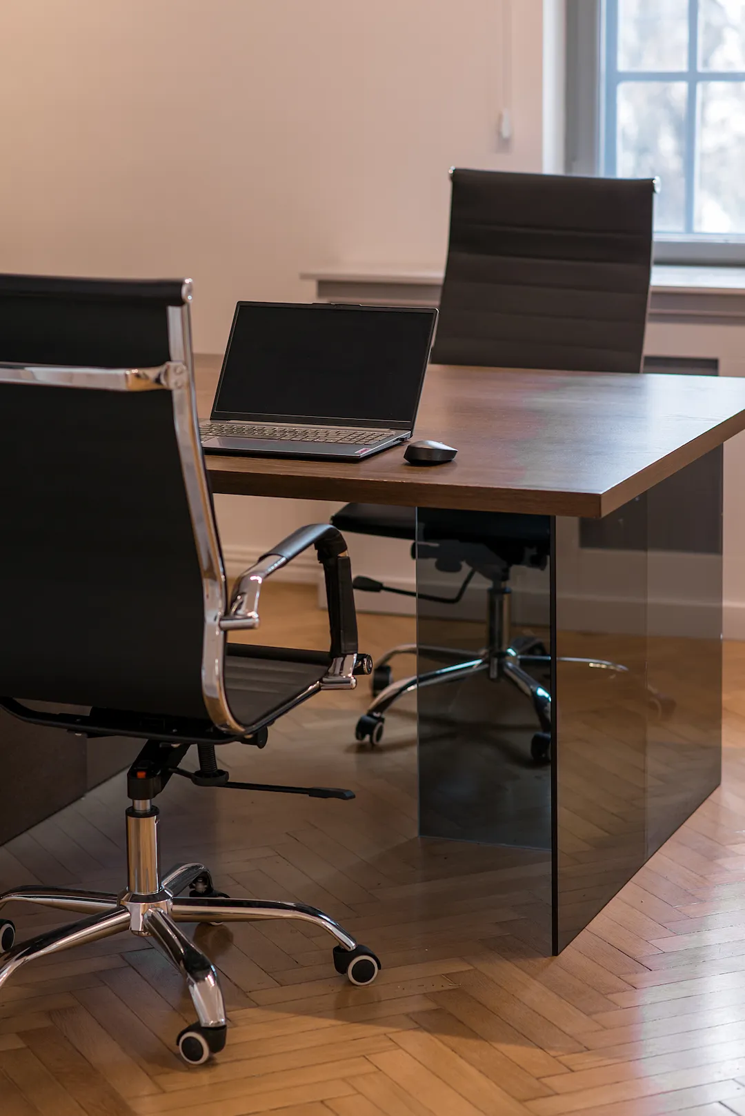 OFFICE detail 4-1