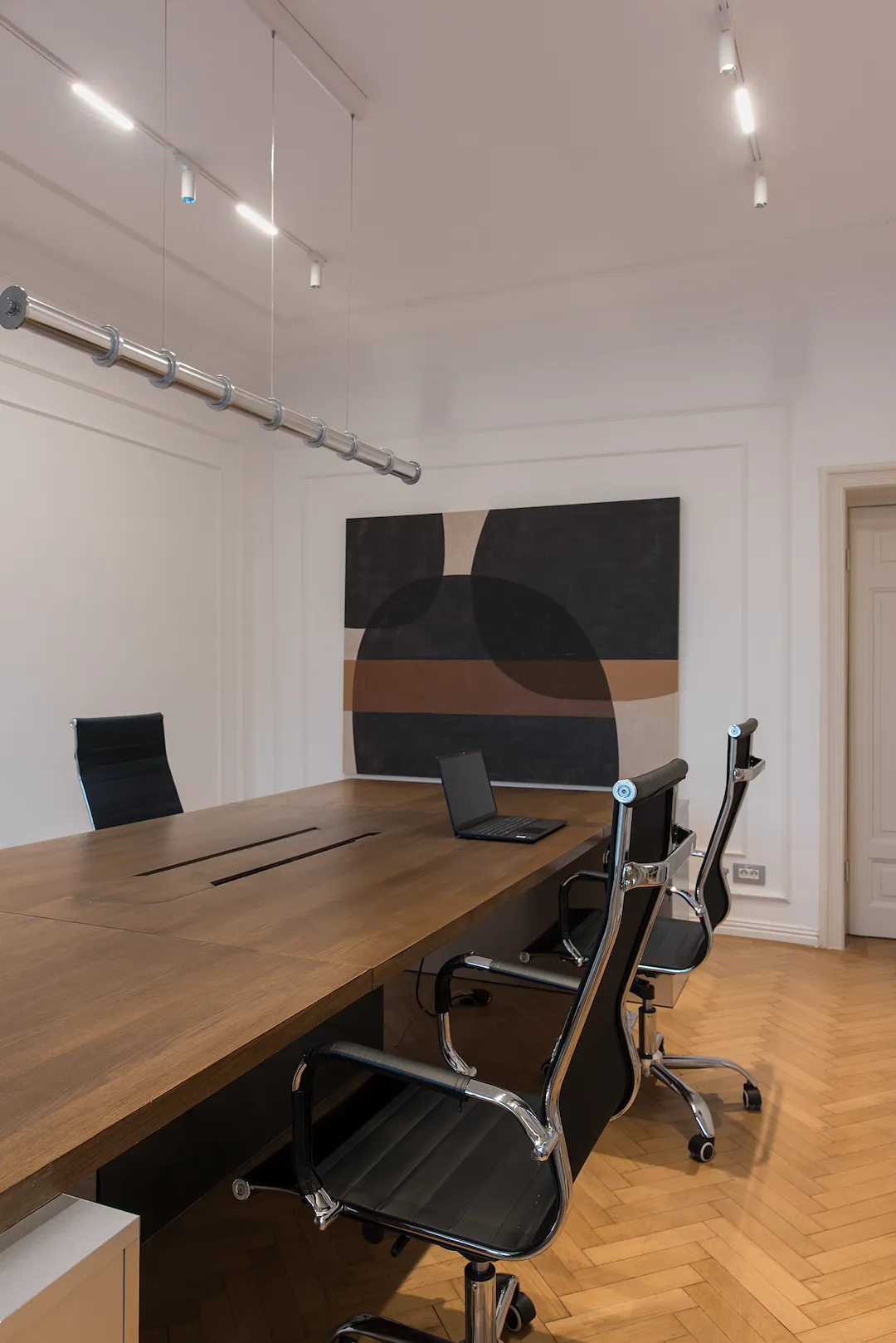 OFFICE detail 4-2